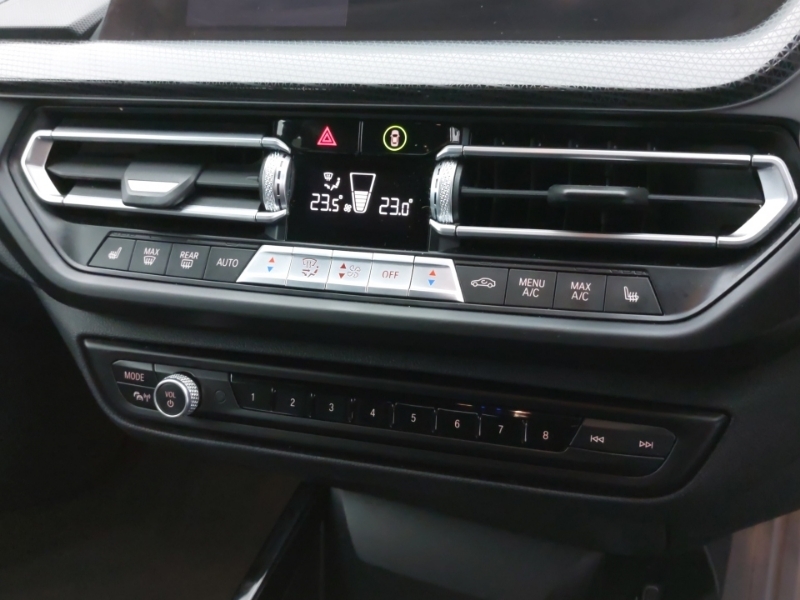 BMW 2 Series 218I 136 Sport Live Cockpit Professional White #17