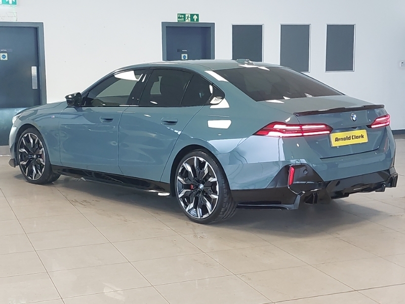 BMW 5 Series 520I M Sport Pro Green #2