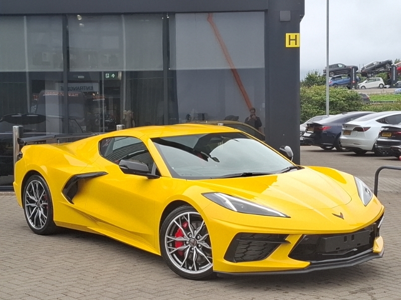 Chevrolet Corvette 6.2 V8 3Lt Yellow