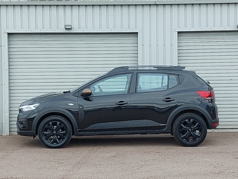 Dacia Sandero Stepway 1.0 Tce Extreme SC73BJZ Black #4