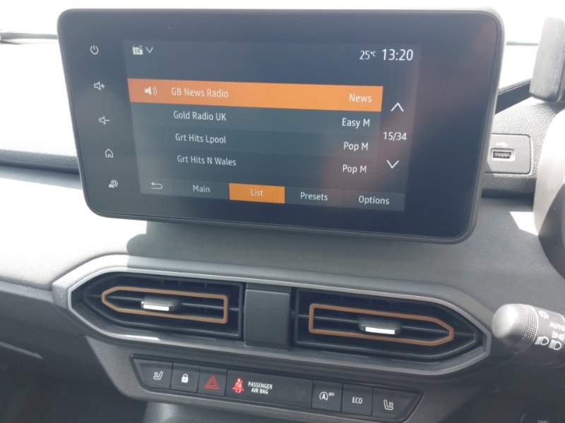 Dacia Jogger 1.6 Hybrid Extreme Mpv Hybrid Euro Green #11