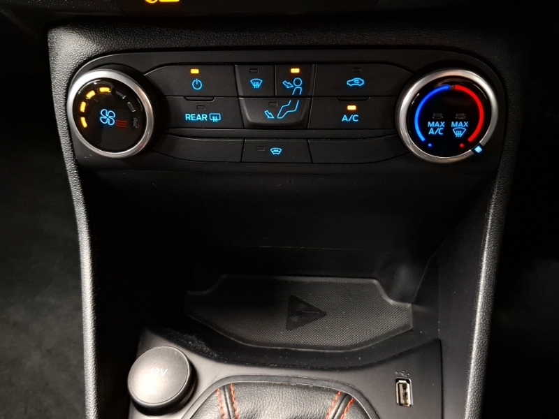 Ford Fiesta Ford Fiesta 1.0 Fiesta Active Turbo White #17