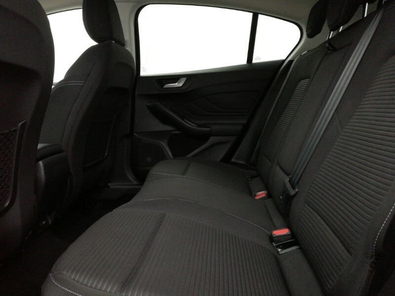Ford Focus 1.0 Ecoboost 125 Titanium Black #6