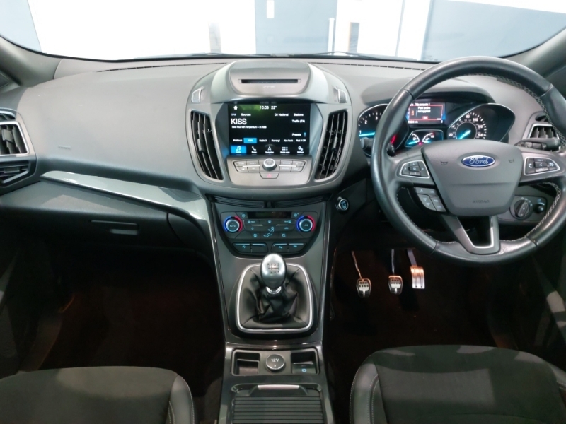 Ford Kuga 2.0 Tdci 180 St-line Black #3