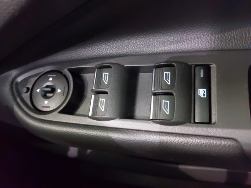 Ford Kuga Ford Estate 1.5 Tdci Zetec 2Wd Grey #17
