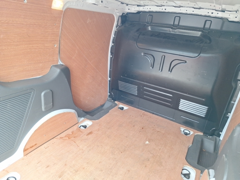 Ford Transit Connect 1.5 Ecoblue 75Ps Leader Van White #6