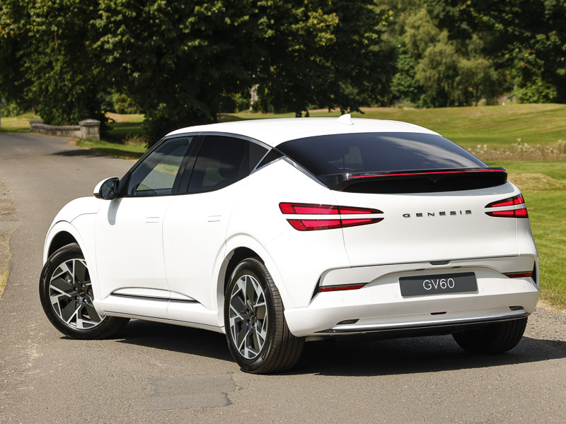 Genesis GV60 168Kw Pure 84Kwh White #2