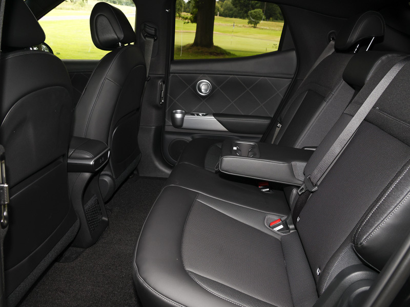 Genesis GV60 168Kw Pure 84Kwh Comfort Black #6