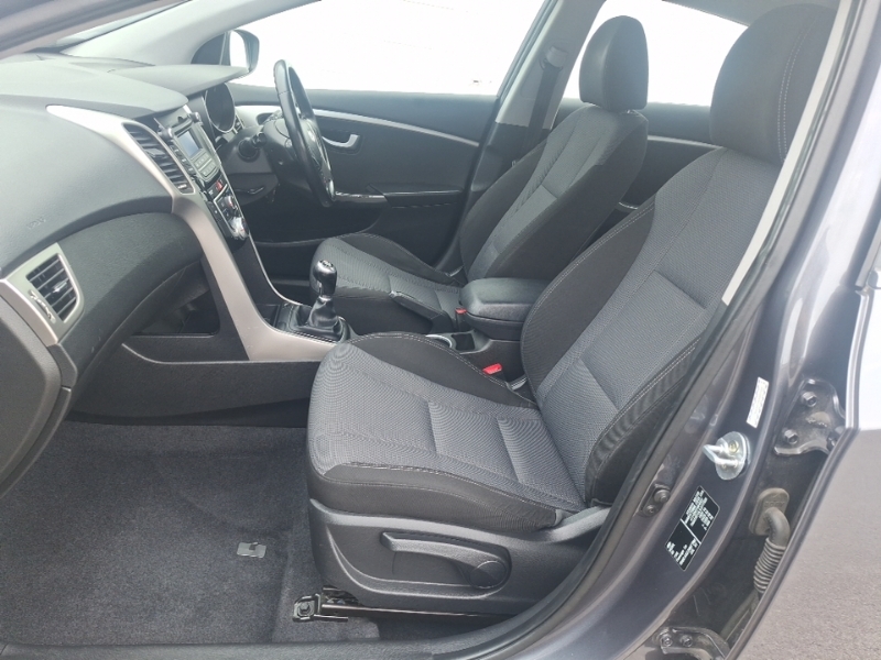 Hyundai I30 1.6 Crdi Blue Drive Se Grey #5