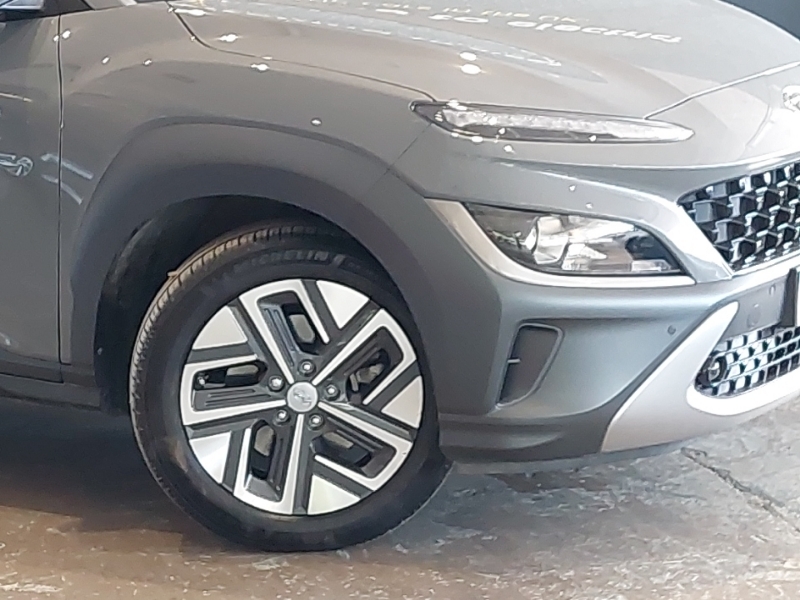 Hyundai Kona 1.6 Gdi Hybrid Se Connect Dct White #20