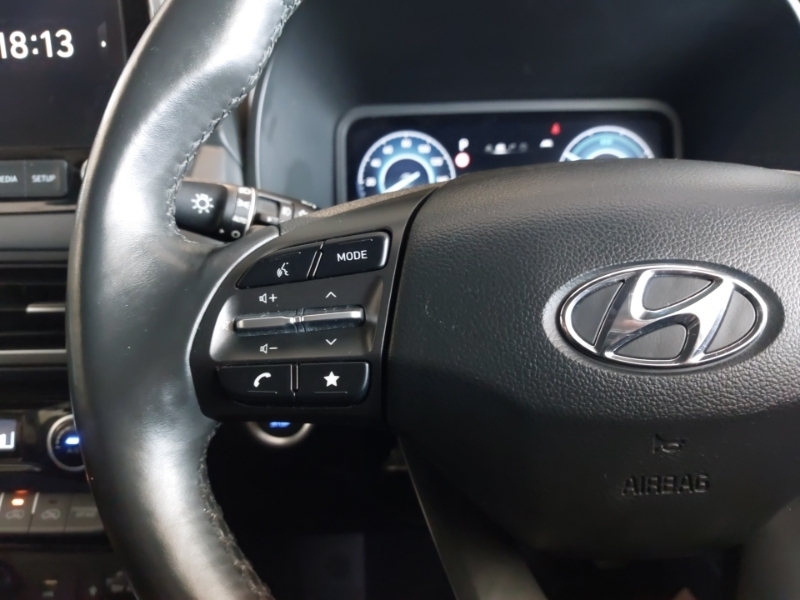 Hyundai Kona 1.6 Gdi Hybrid Se Connect Dct White #12
