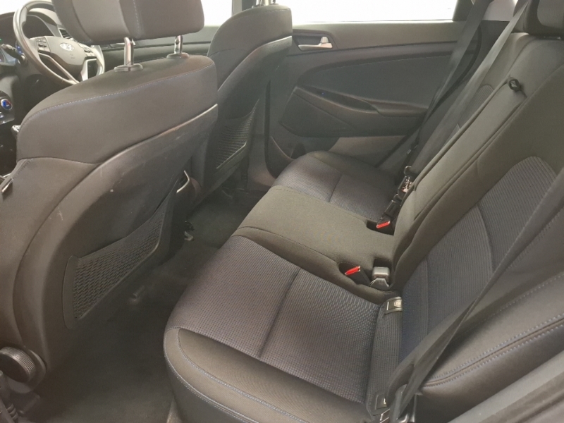 Hyundai Tucson 1.6 Gdi Blue Drive Se 2Wd White #6