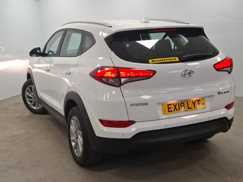 Hyundai Tucson 1.6 Gdi Blue Drive Se 2Wd White #2