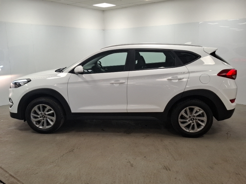Hyundai Tucson 1.6 Gdi Blue Drive Se 2Wd White #4