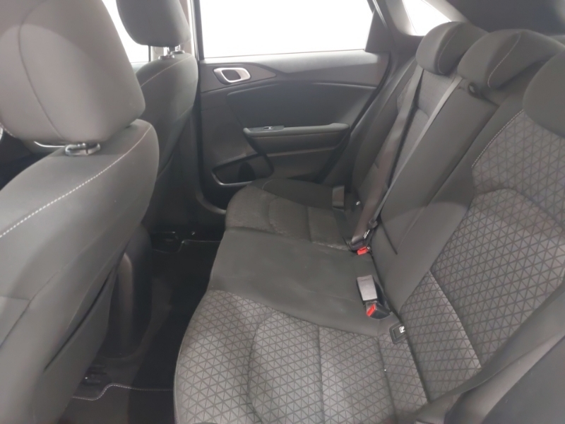 Kia Ceed 1.6 Crdi Isg 2 White #6