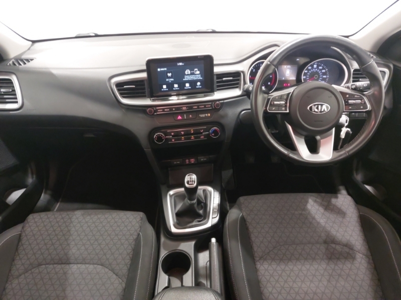 Kia Ceed 1.6 Crdi Isg 2 White #3