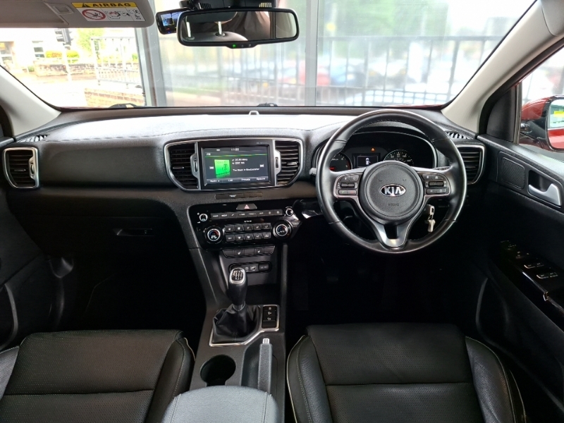 Kia Sportage 1.7 Crdi 3 2Wd Pan Roof Red #3