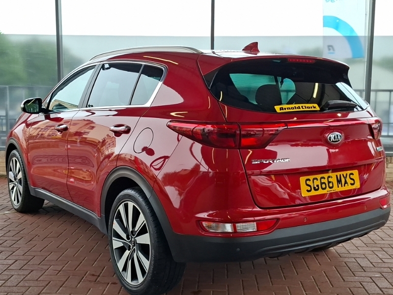 Kia Sportage 1.7 Crdi 3 2Wd Pan Roof Red #2