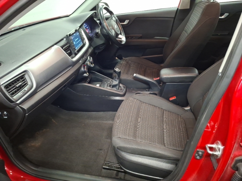 Kia Stonic 1.4 Mpi 2 Red #5