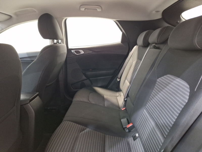 Kia Xceed 1.0T Gdi Isg 2 Black #6