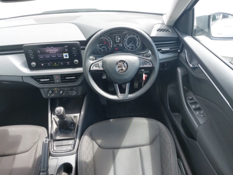 Skoda Kamiq 1.5 Tsi 150Ps Se L Dsg Suv White #8