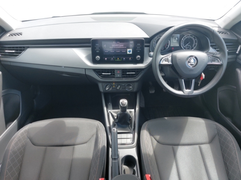 Skoda Kamiq 1.6 Tdi Se Silver #3