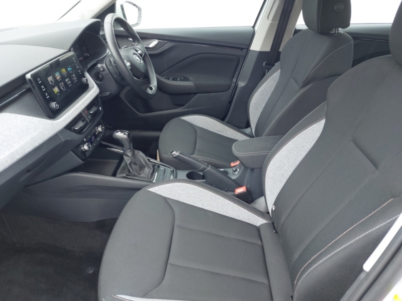 Skoda Kamiq 1.0 Tsi Se Dsg White #5