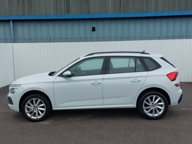 Skoda Kamiq 1.0 Tsi Se Dsg White #4