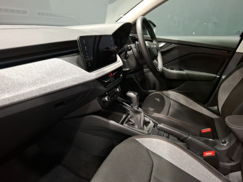 Skoda Kamiq 1.0 Tsi Se Edition Dsg Black #5