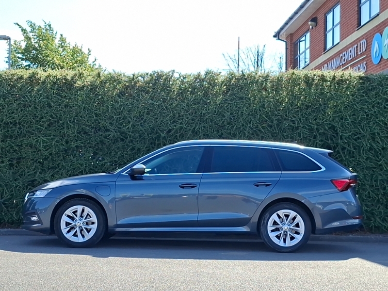 Skoda Octavia 1.4 Tsi Iv Se L Dsg Grey #4