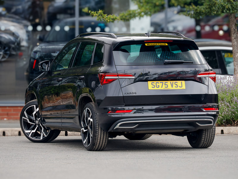 Skoda Karoq 1.5 Tsi Sportline Edition Dsg SG75VSJ Black #2