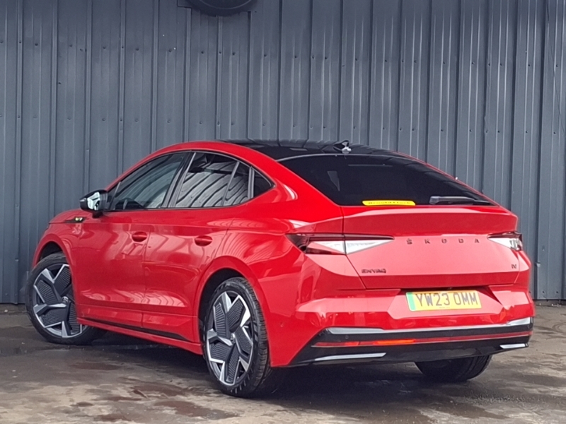 Skoda ENYAQ 220Kw Vrs 82Kwh 4X4 Red #2
