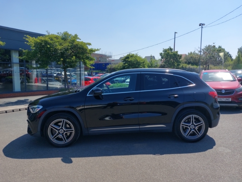 Mercedes-Benz GLA Class Gla 250E Exclusive Edition Black #4