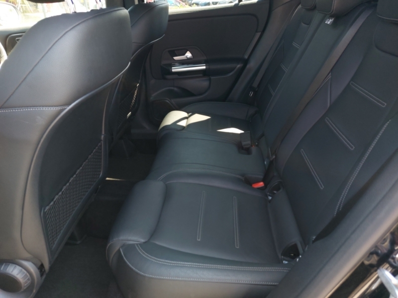 Mercedes-Benz GLA Class Gla 250E Exclusive Edition Black #6