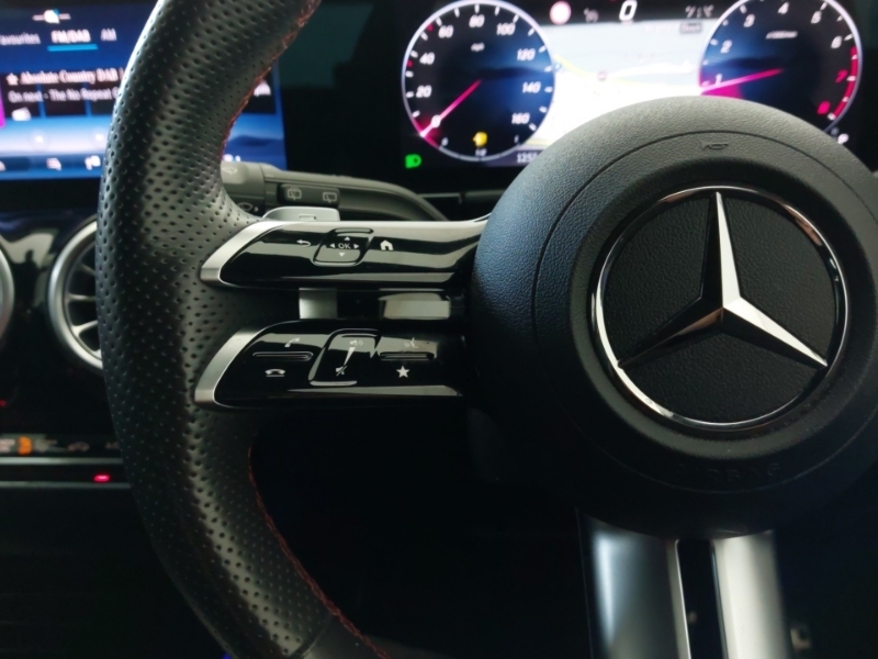 Mercedes-Benz GLA Class 1.3 Gla180h Mhev Sport Edition Suv Hybr Grey #12