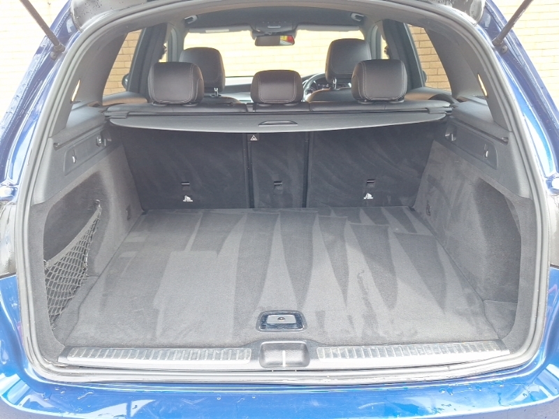 Mercedes-Benz GLC Class 250D Amg Line Premium Suv G-tronic 4M Black #18