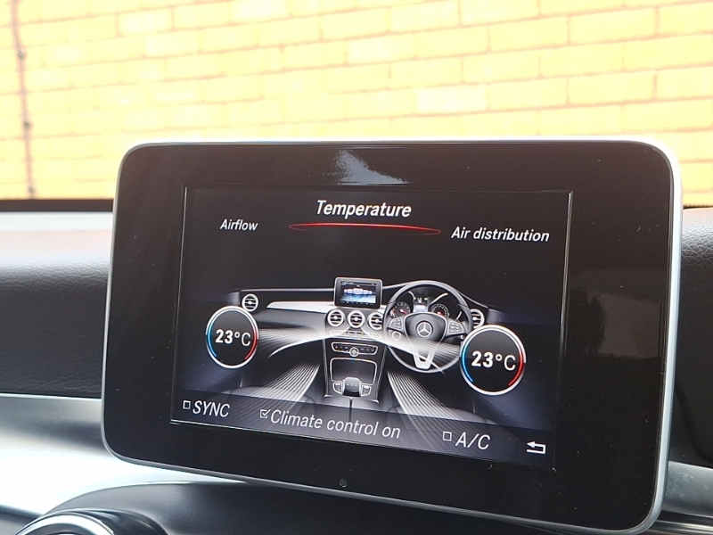 Mercedes-Benz GLC Class 250D Amg Line Premium Suv G-tronic 4M Black #10