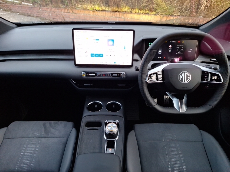MG Xpower Motor Uk 4 Hatchback 320Kw 64Kwh Black #3