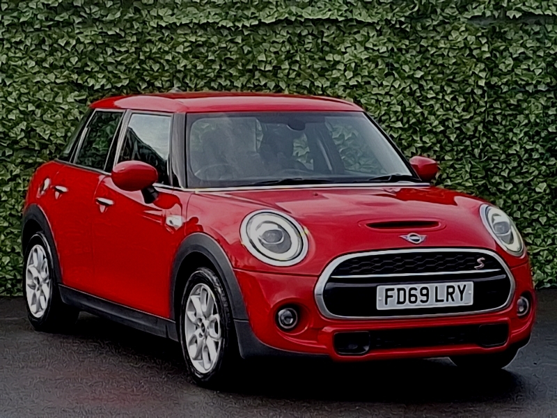Mini Hatch 2.0 Cooper S Classic II Red