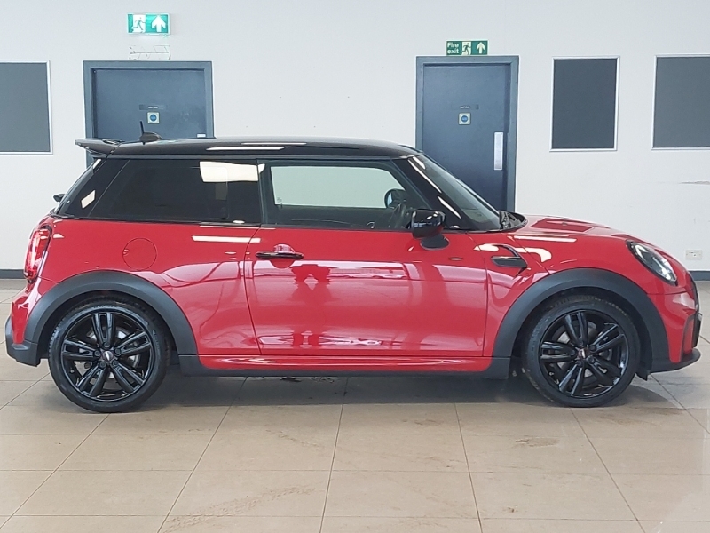 Mini Hatch 1.5 Cooper Sport NG71JXV Red #3
