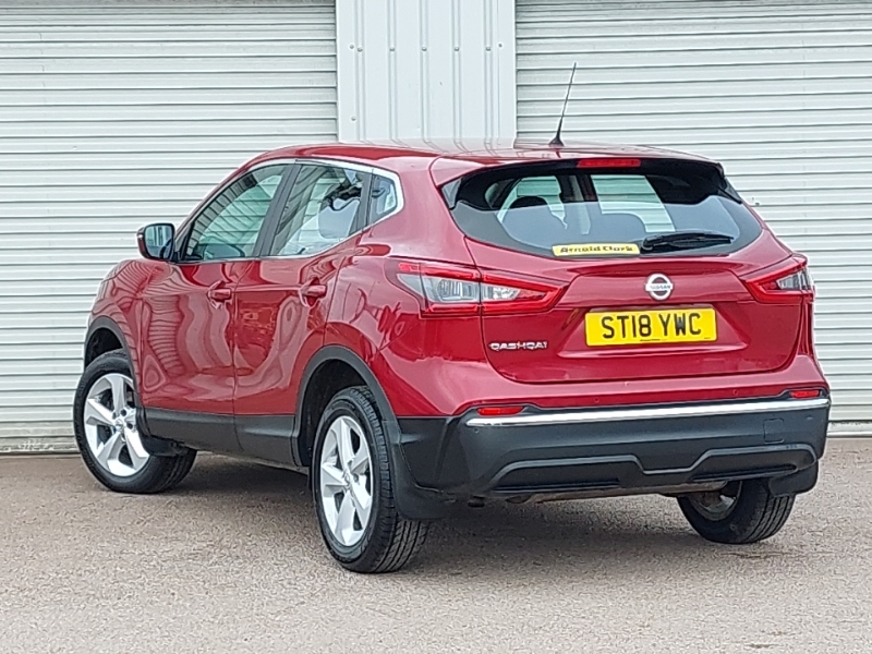 Nissan Qashqai 1.2 Dig-t Acenta ST18YWC Red #2
