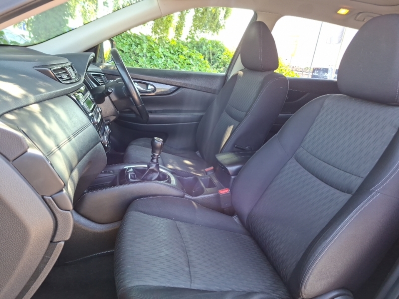Nissan X-Trail 1.6 Dig-t Acenta 7 Seat MW67PCZ Black #5