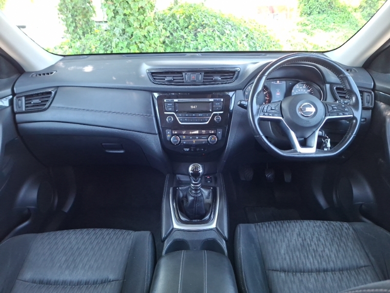 Nissan X-Trail 1.6 Dig-t Acenta 7 Seat MW67PCZ Black #3