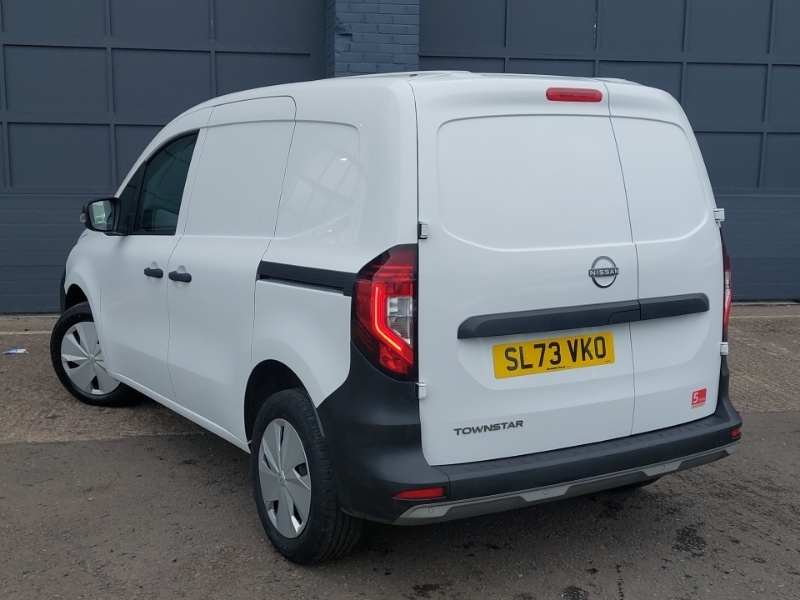 Nissan TOWNSTAR 1.3 Acenta Van White #2