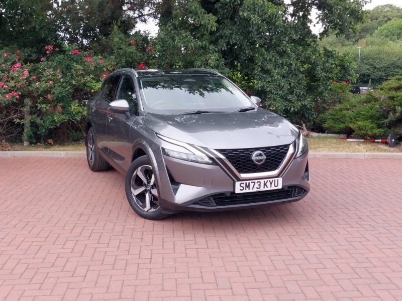 Nissan Qashqai 1.3 Dig-t Mh 158 N-connecta Glass Rf Xtronic Grey