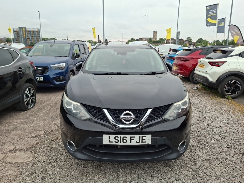 Nissan Qashqai 1.2 Dig-t N-connecta Xtronic Black