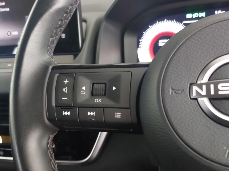 Nissan Qashqai 1.3 Dig-t Mh 158 N-connecta Xtronic Grey #12