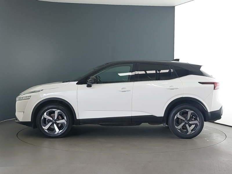 Nissan Qashqai 1.3 Dig-t Mh N-connecta White #4