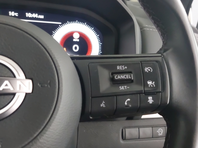 Nissan Qashqai 1.3 Dig-t Mh 158 N-connecta Xtronic Grey #13