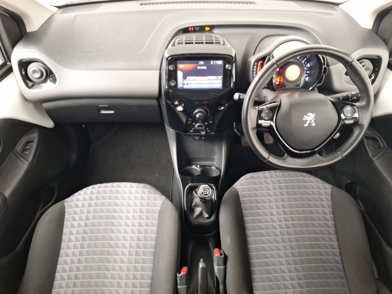 Peugeot 108 1.0 72 Allure White #3
